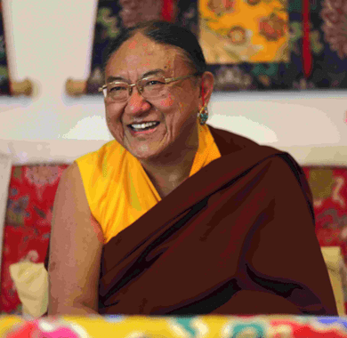 Immagine che contiene persona, interni, parete, uomo

Descrizione generata automaticamente